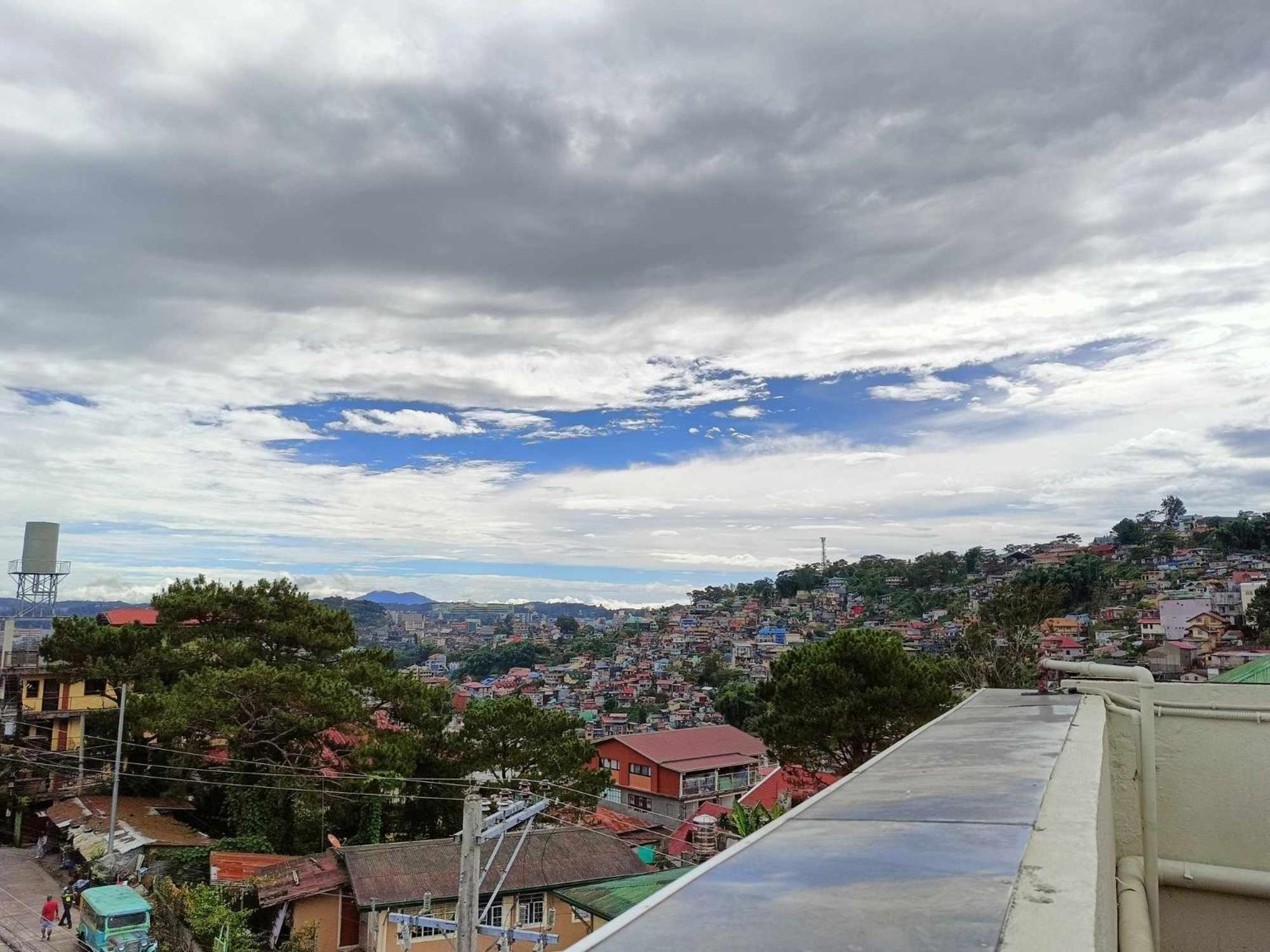 Misty Hills Aparthotel Baguio City Buitenkant foto